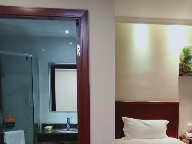 Greentree Inn Jiangsu Taizhou Jingjiang Bus Station Express Hotel Exterior photo