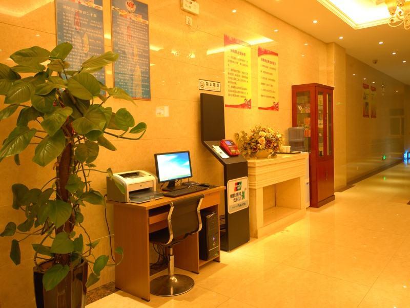 Greentree Inn Jiangsu Taizhou Jingjiang Bus Station Express Hotel Exterior photo