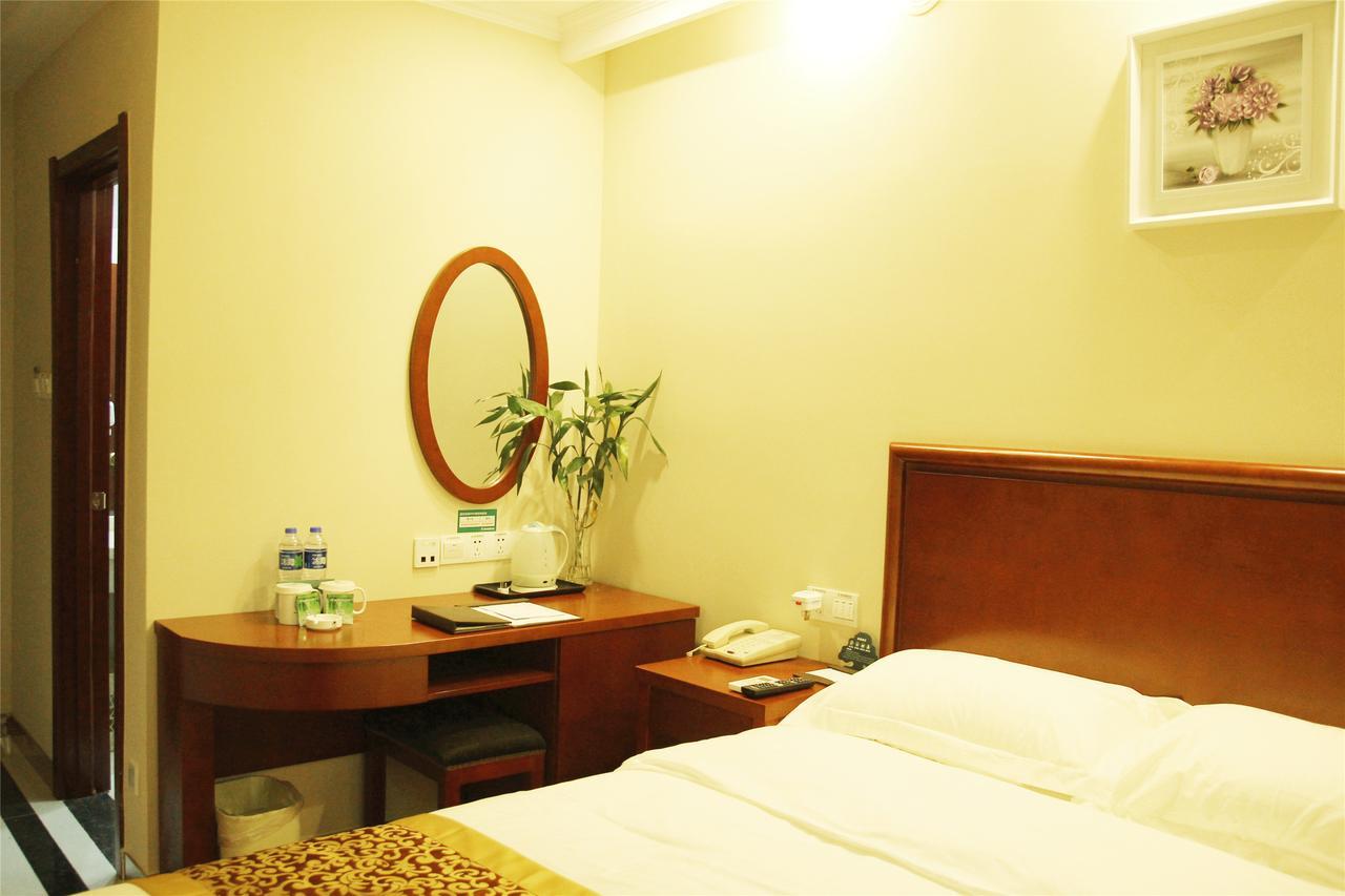 Greentree Inn Jiangsu Taizhou Jingjiang Bus Station Express Hotel Exterior photo